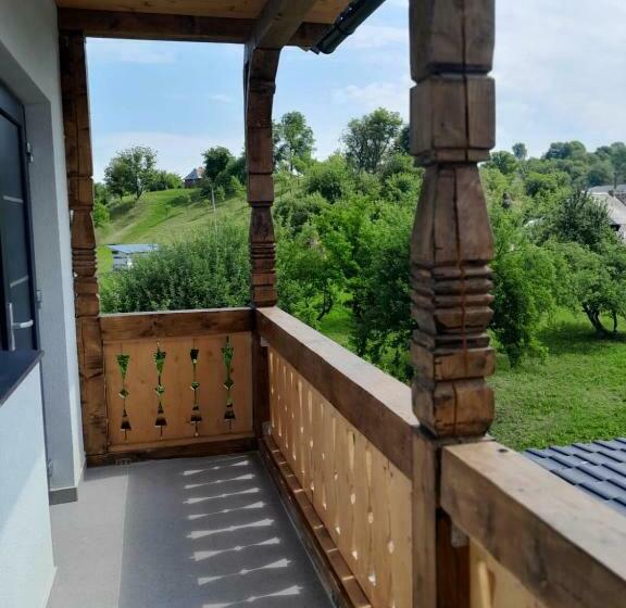 膳宿费 Casa De Lângă Pădure