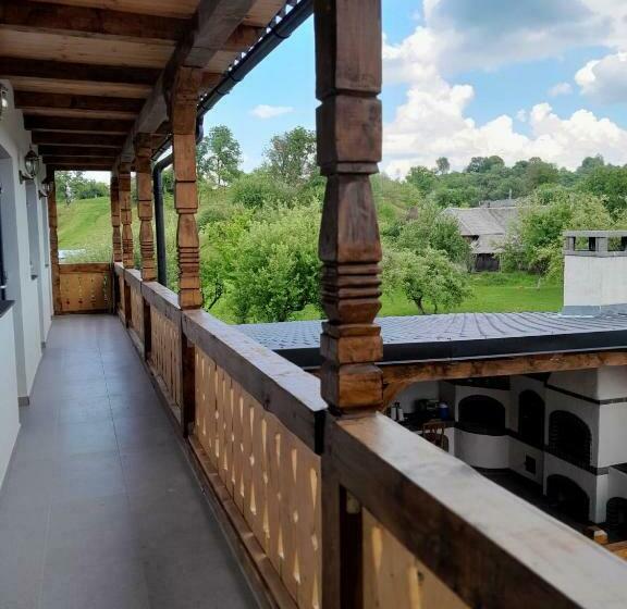 膳宿费 Casa De Lângă Pădure