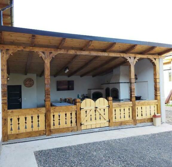 膳宿费 Casa De Lângă Pădure