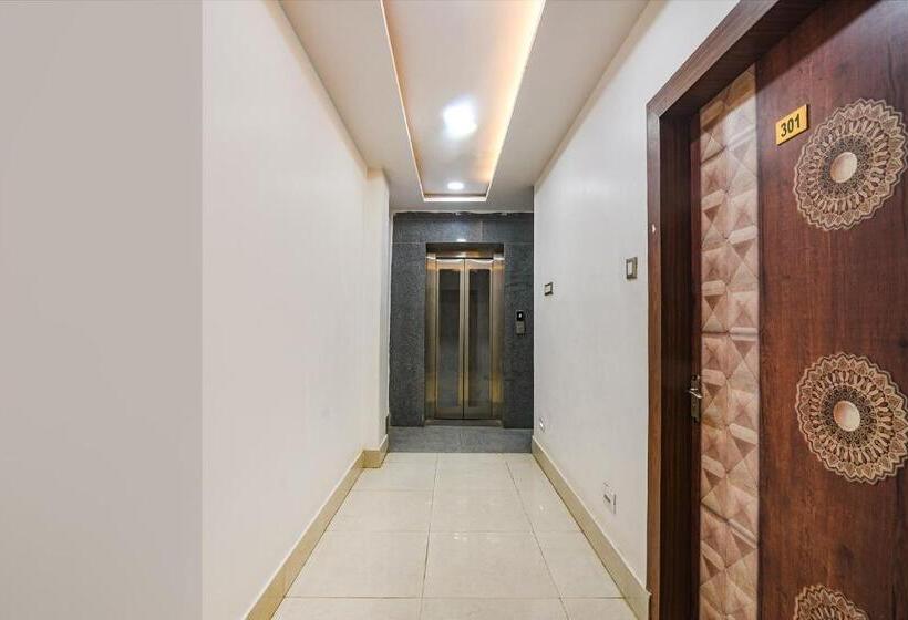 ベッドアンドブレックファースト Fabhotel Raj Niwas