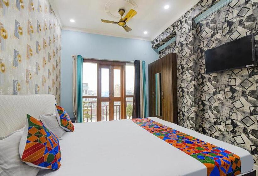 ベッドアンドブレックファースト Fabhotel Raj Niwas