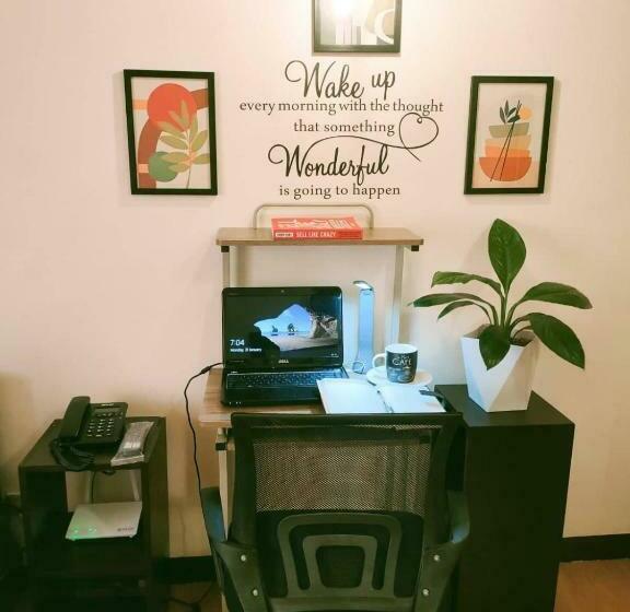 Centropolis Queen Bed Suite  Modern Posh Style