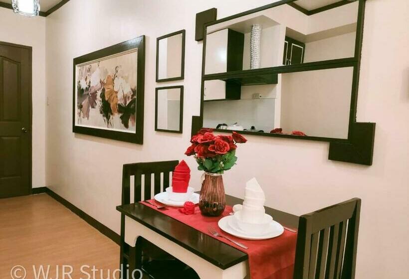 Centropolis Queen Bed Suite  Modern Posh Style