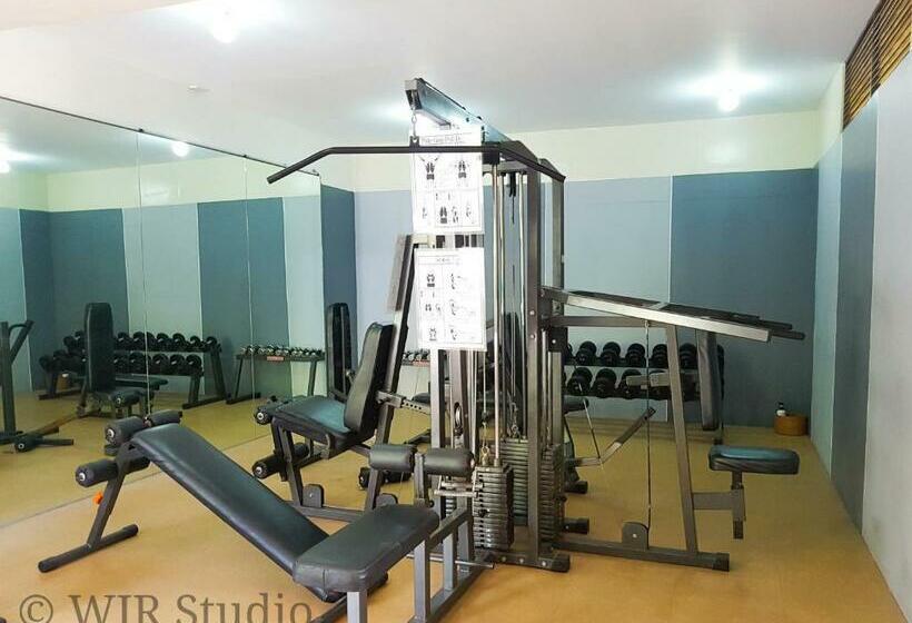 Centropolis Queen Bed Suite  Modern Posh Style