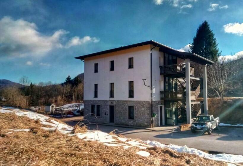 בית מלון כפרי Ex Latteria Di Platischis