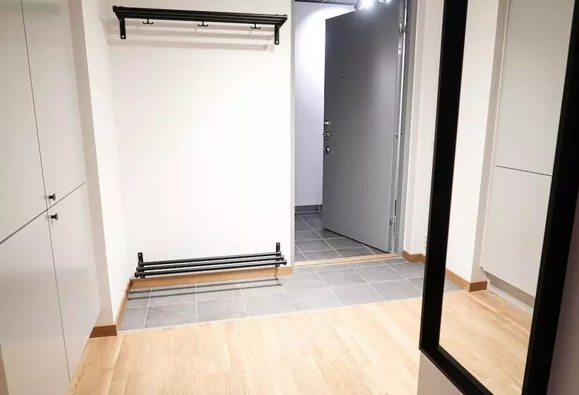 Luxury Business Studio Apartment   Garden View