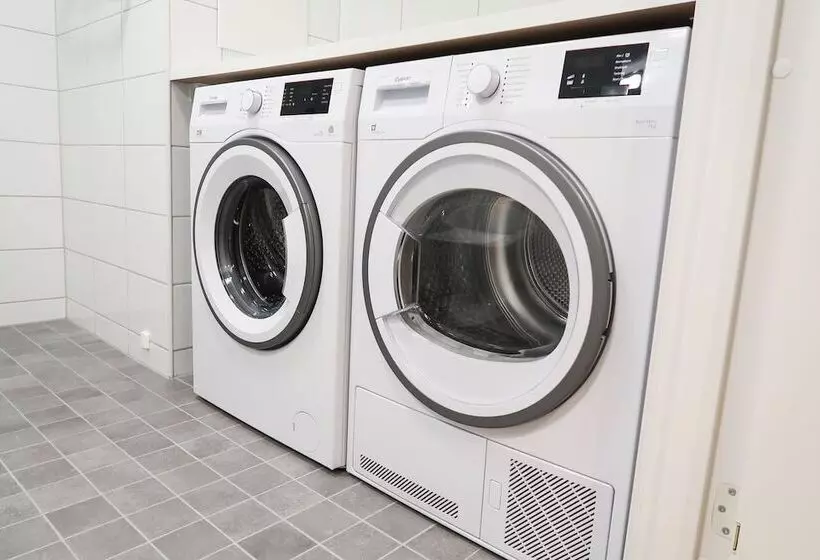 Luxury Business Studio Apartment   Garden View