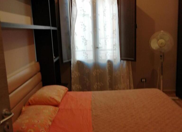 膳宿费 Ivana Home