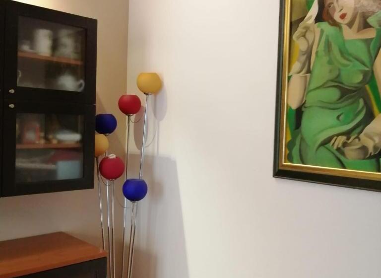 膳宿费 Ivana Home