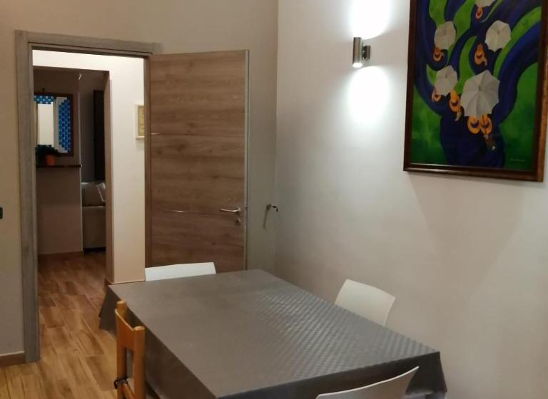 膳宿费 Ivana Home