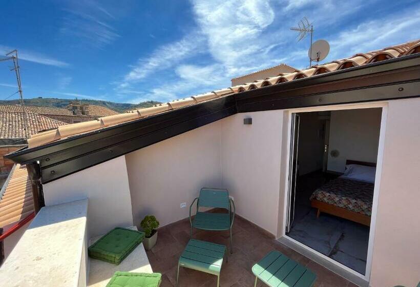 Bed and Breakfast De Loca Rooms