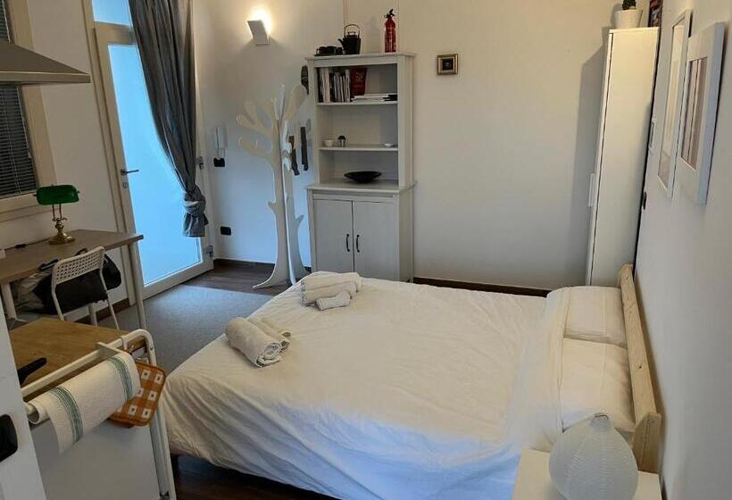 مبيت وإفطار Frank’s House 41 Underground