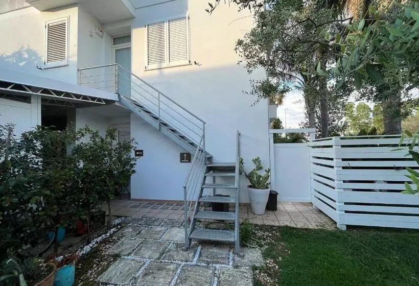 ベッドアンドブレックファースト Frank’s House 41 Underground