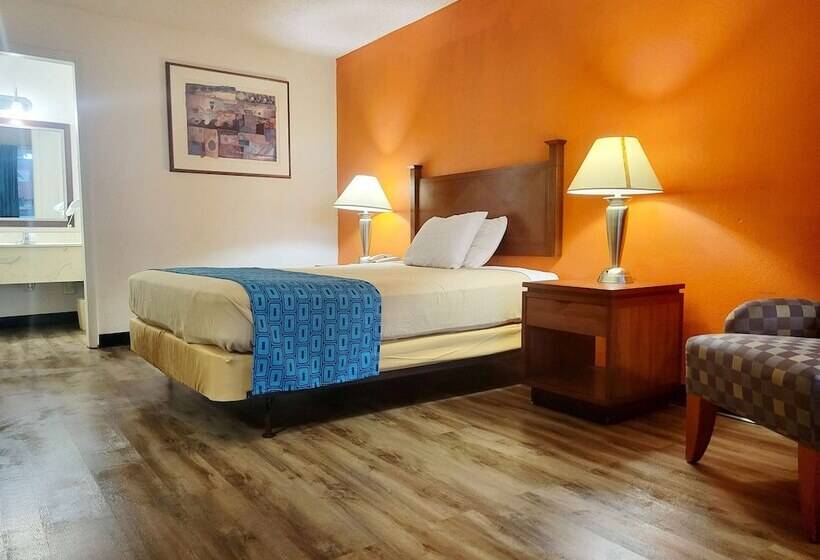 ホテル Baymont By Wyndham Hannibal