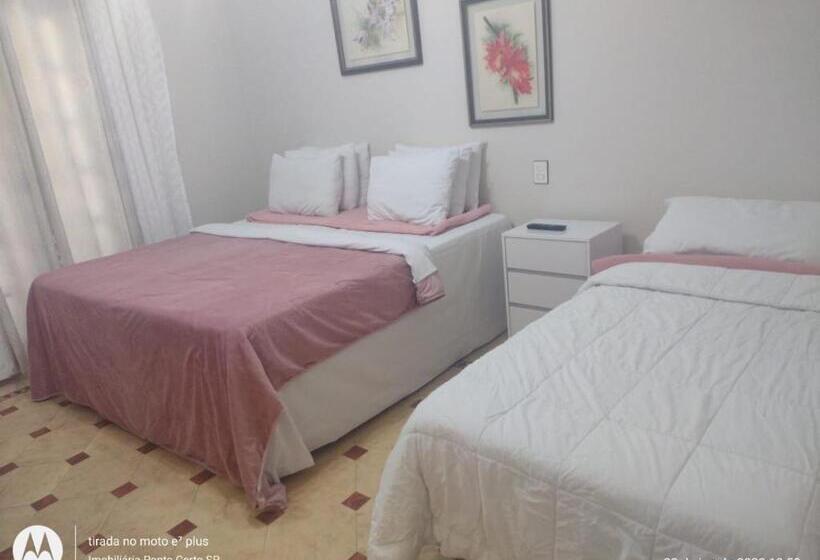 ペンション Acomodações Anfitriã