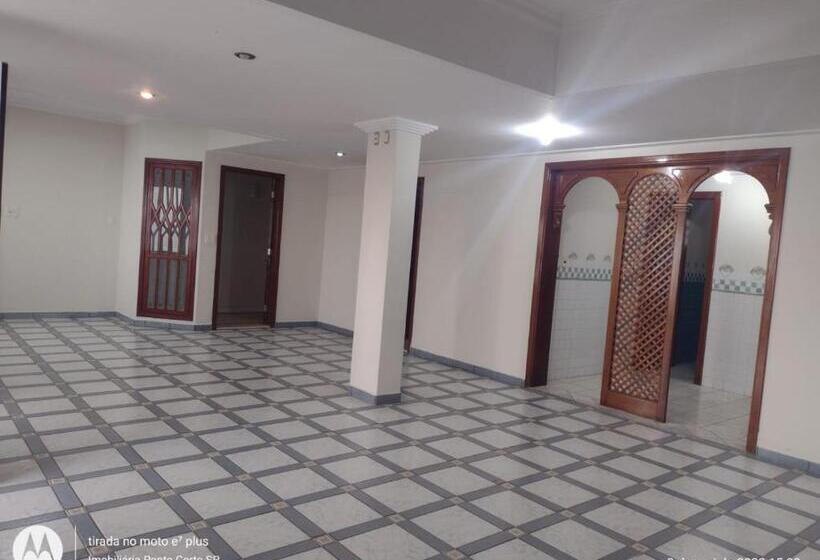 ペンション Acomodações Anfitriã