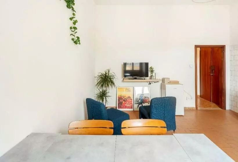 ペンション Airbnb Porretta