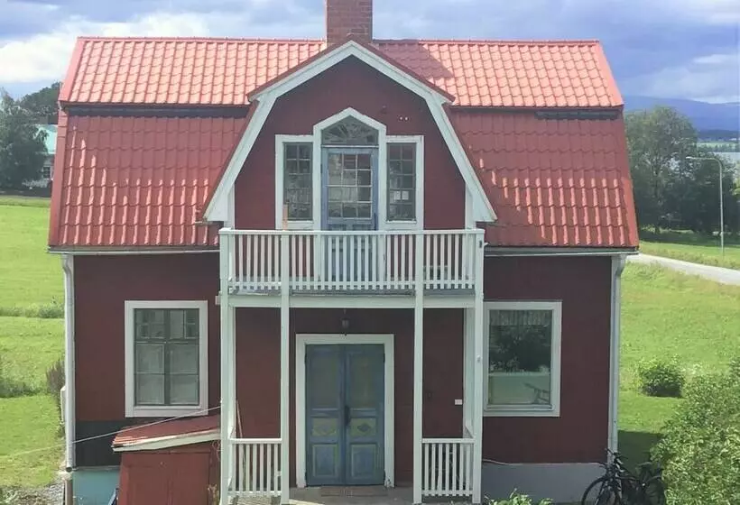 Cozy House On Norderon For Up To 8 People