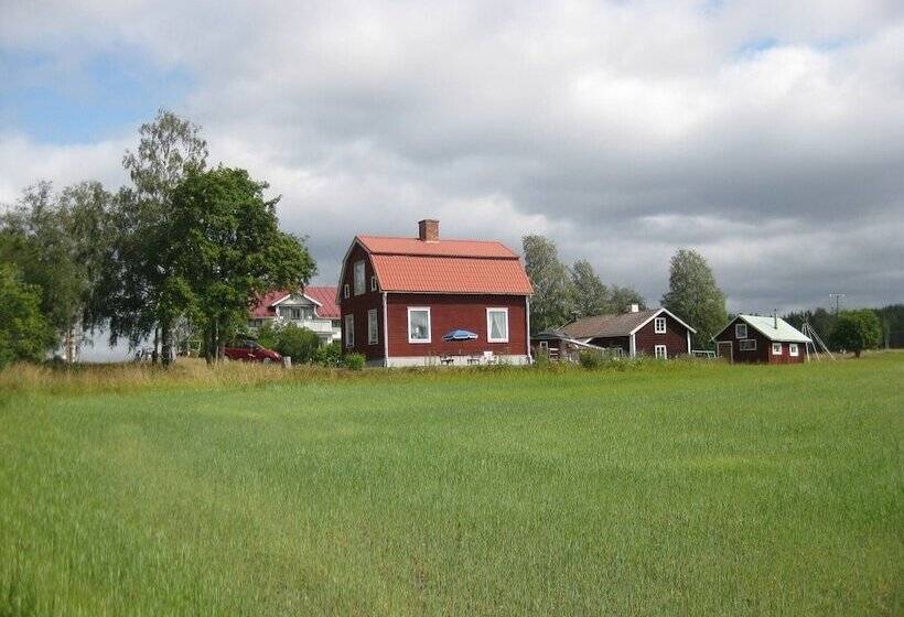 Cozy House On Norderon For Up To 8 People
