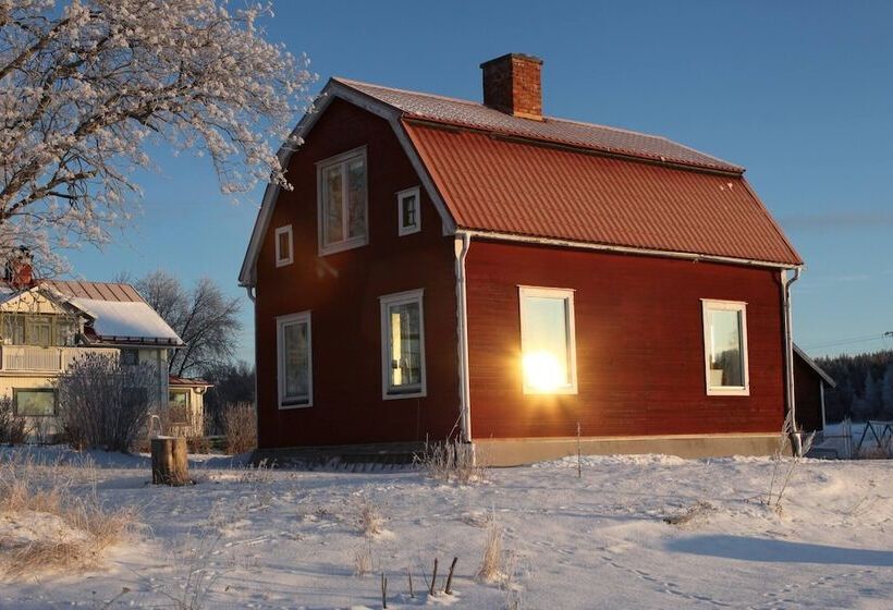 Cozy House On Norderon For Up To 8 People