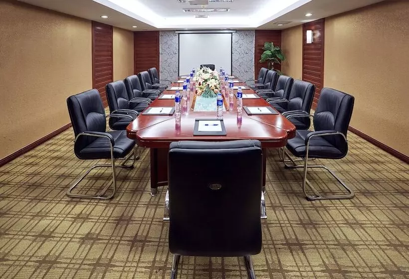 בית מלון כפרי Holiday Inn Express Nanjing Xuanwu Lake, An Ihg