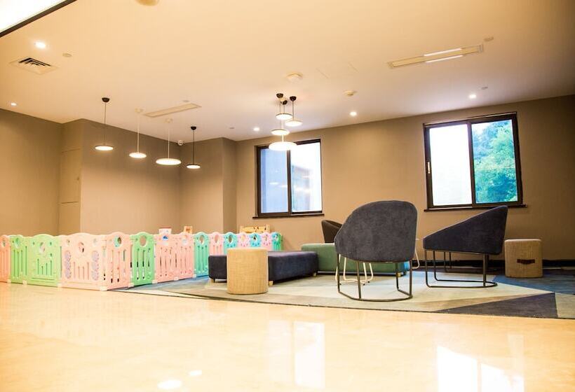 בית מלון כפרי Holiday Inn Express Nanjing Xuanwu Lake, An Ihg