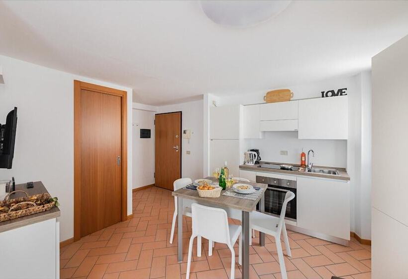 La Limonaia 2 Apartment By Wonderful Italy