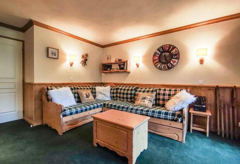 Valeriane G   Appartement Valeriane 734