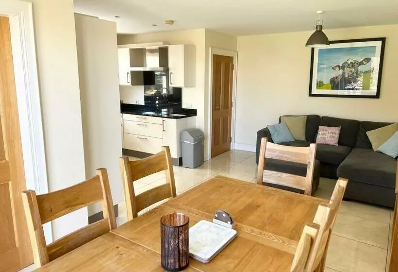 ペンション New Room @ Sean And Janes