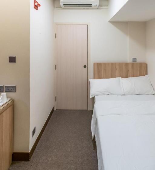 هتل Metacity Living