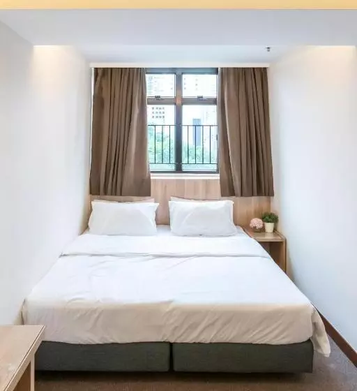 هتل Metacity Living