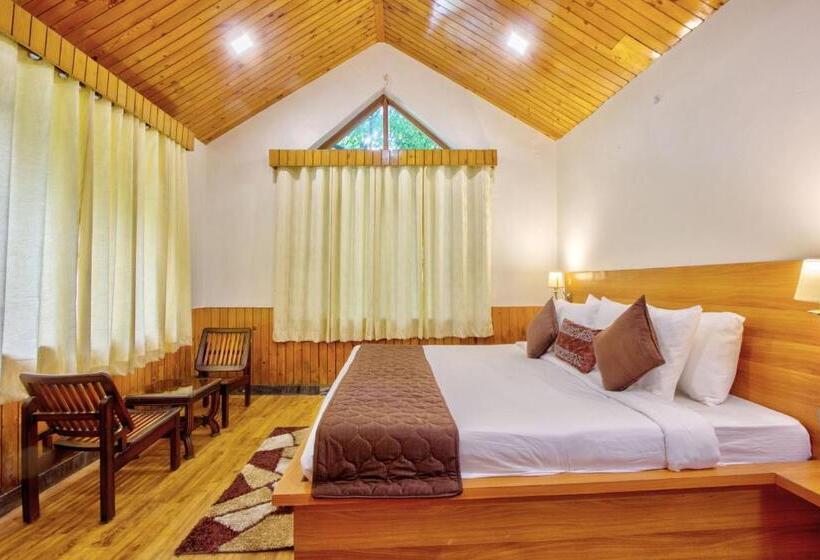 Hotel Paradisethe White House Cafe