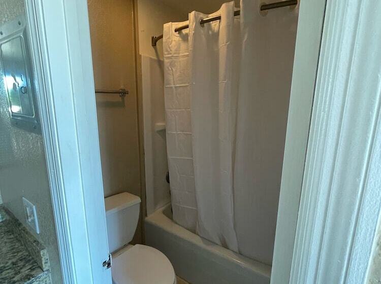 モーテル Royal Inn