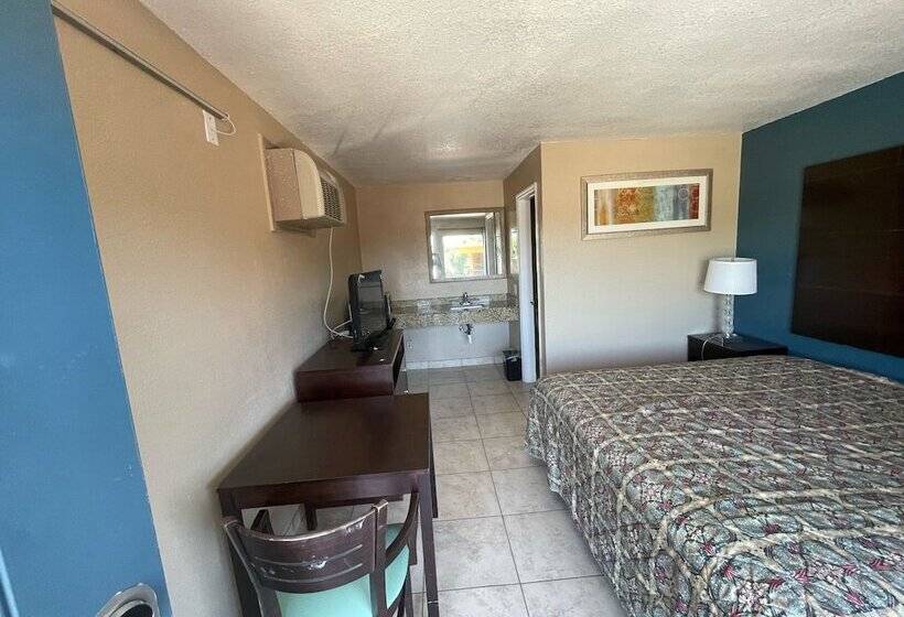 モーテル Royal Inn