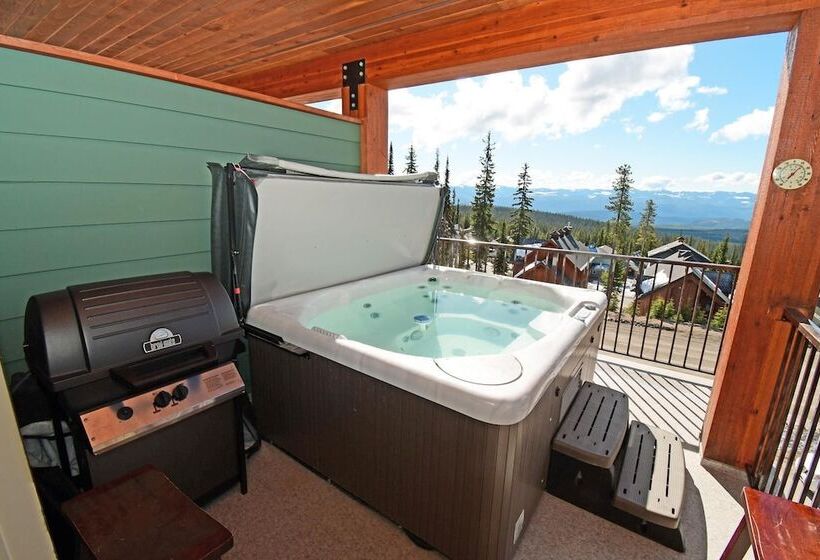 Towering Pines Chalet Comfortable And Cozy Chalet With Spectacular Views