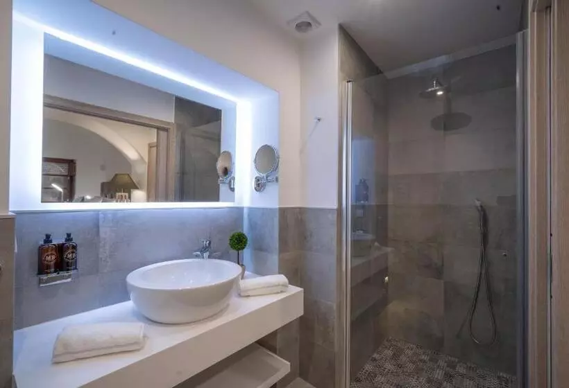 ベッドアンドブレックファースト Eleven, Boutique Luxury House & Garden