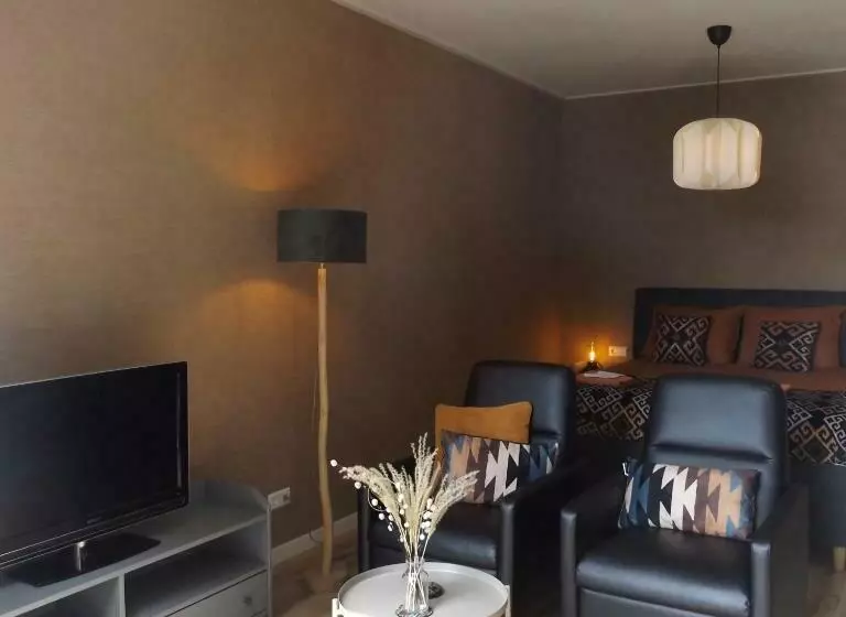 ベッドアンドブレックファースト Het Broekeroord