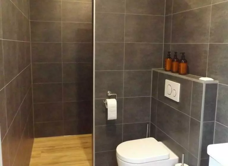 ベッドアンドブレックファースト Het Broekeroord