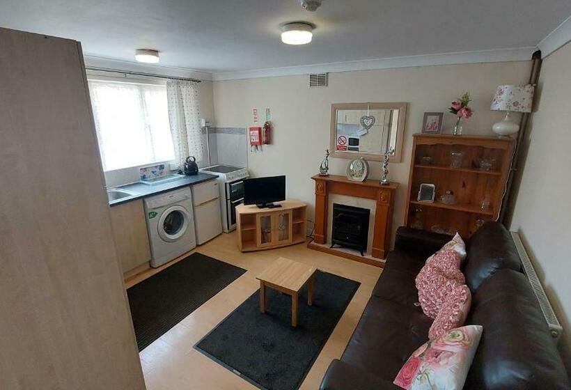 민박 Tennyson Lodge