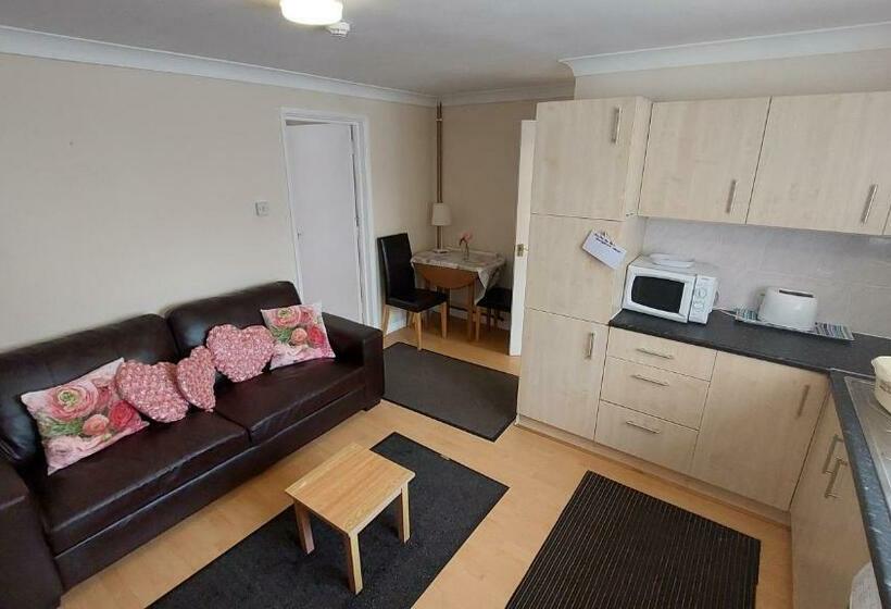 민박 Tennyson Lodge