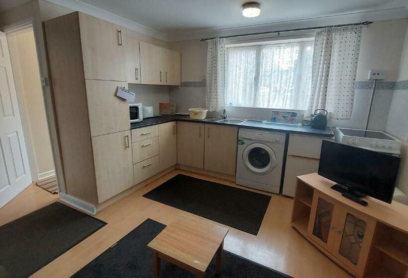 민박 Tennyson Lodge