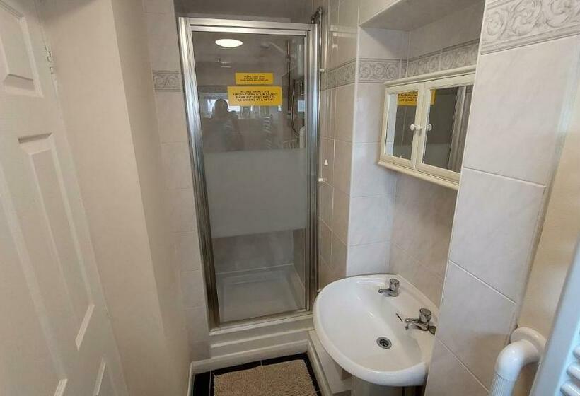 민박 Tennyson Lodge