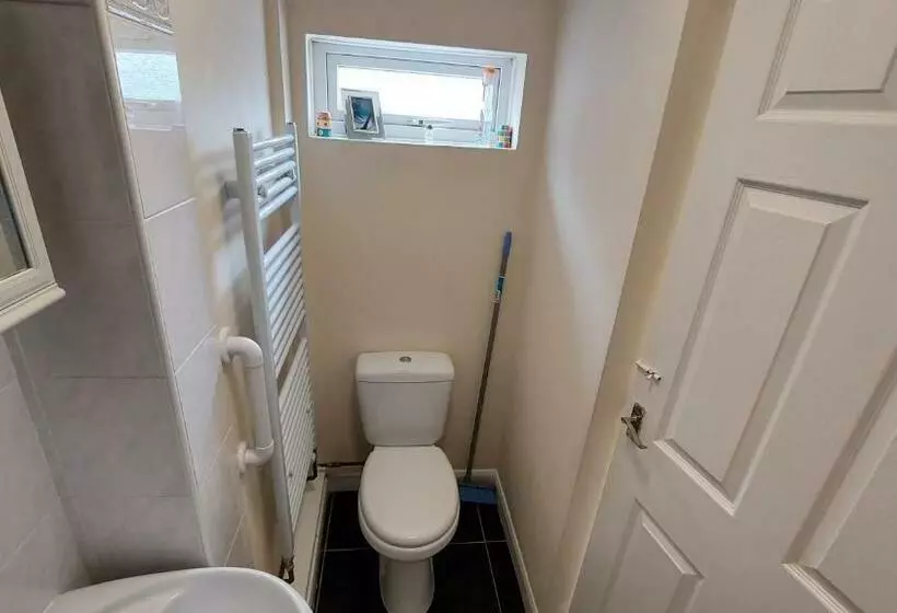 Aamiaismajoitus (B&B) Tennyson Lodge