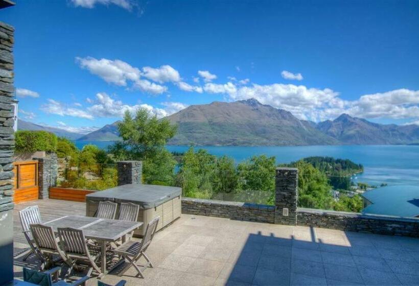 Belfast Retreat   Views And Spa Pool