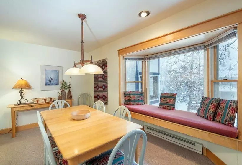 Smuggler B By Avantstay Excellent Condo Within Walking Distance Of Lift 7