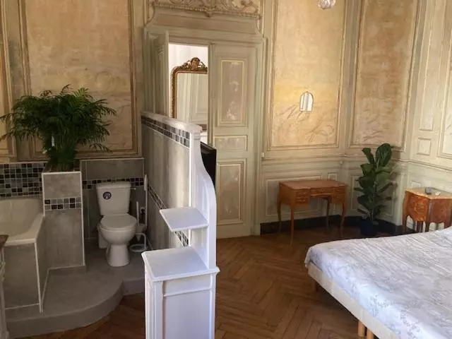 ベッドアンドブレックファースト Hôtel Du Marquis De Broc