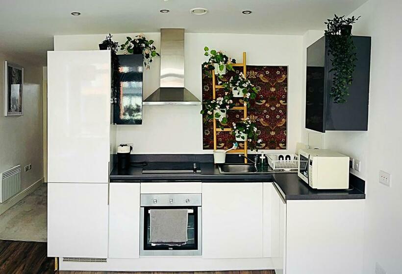 Cotton Apartment Chinatown Central Stay