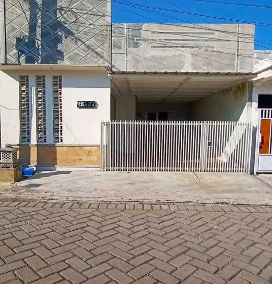 Hotel Express O 91293 House