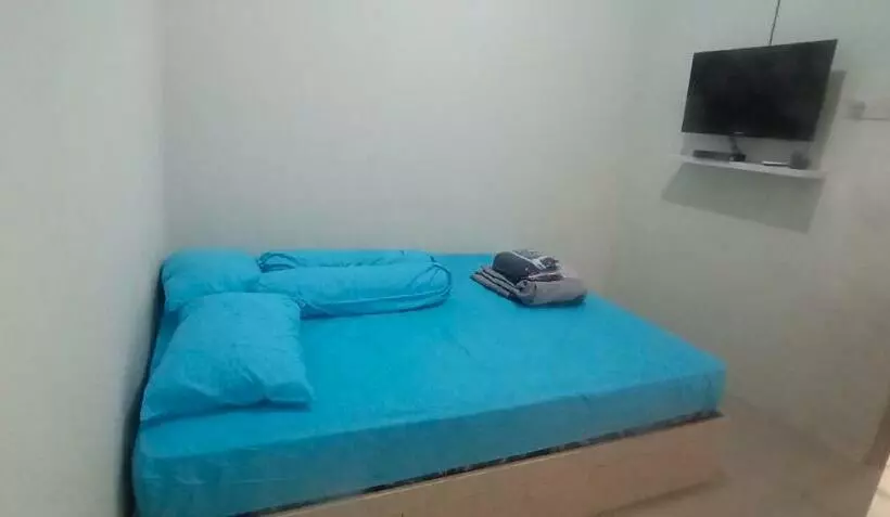 Hotel Express O 91293 House