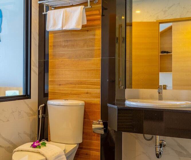 Golden Paradise Hotel Sha Plus